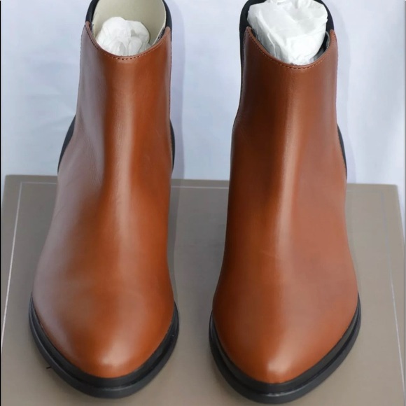 BCBG Shoes - NWB BCBGMaxzria Collin Boot Leather 8.5 Ori$278
